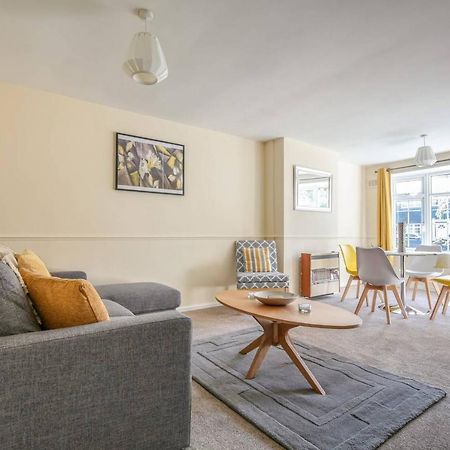 Eaton House Apartment Честър Екстериор снимка