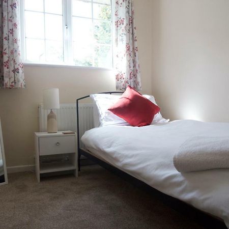 Eaton House Apartment Честър Екстериор снимка