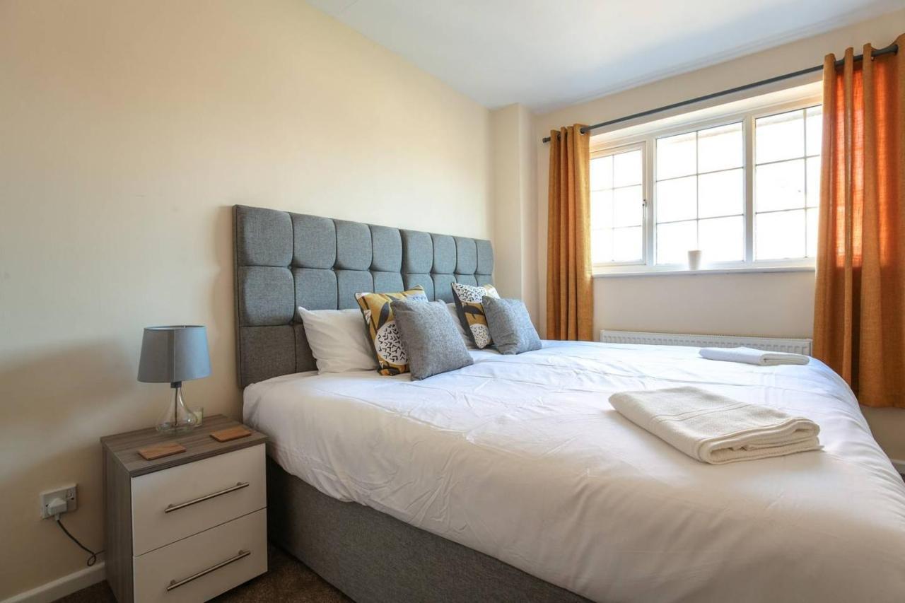 Eaton House Apartment Честър Екстериор снимка
