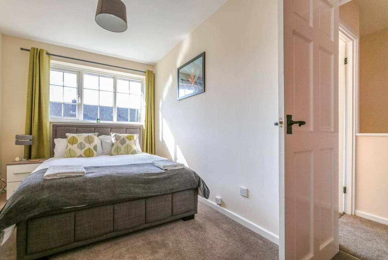 Eaton House Apartment Честър Екстериор снимка