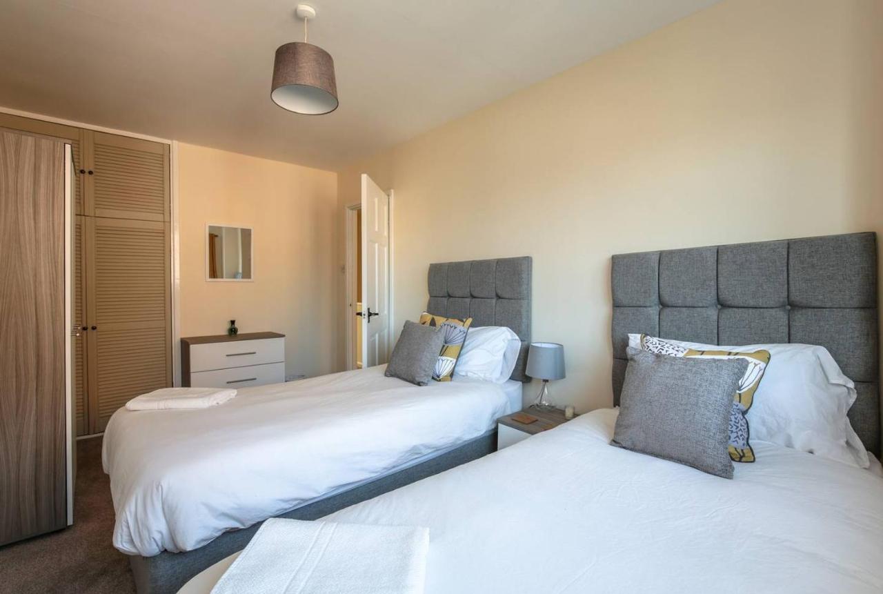 Eaton House Apartment Честър Екстериор снимка